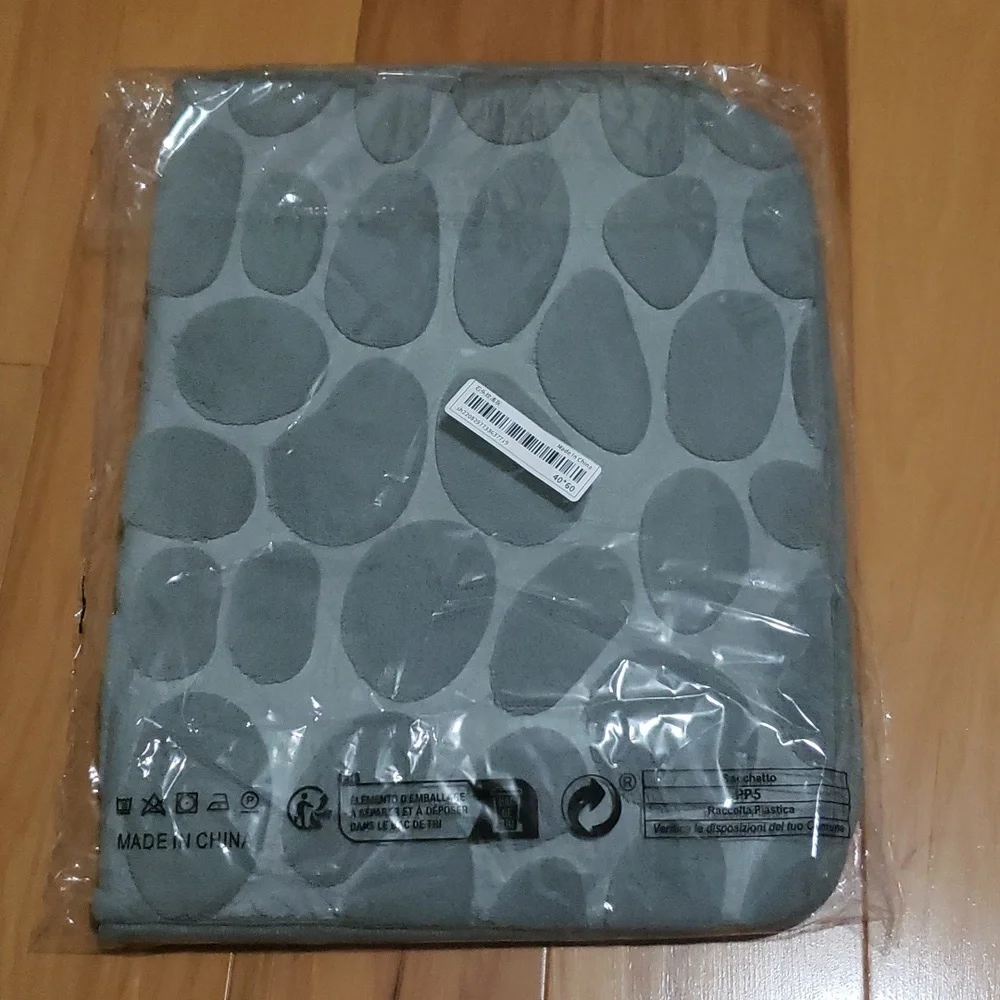Cobblestone Embossed Bathroom Bath Mat, Memory Foam Pad, Washable Bath R…